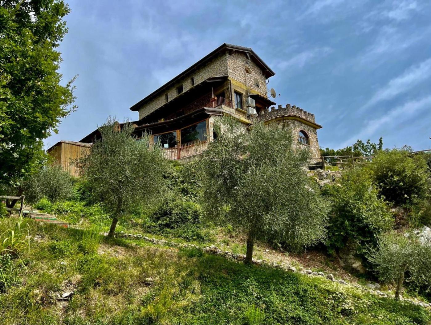 Villa De Luccheri Frasso Telesino Eksteriør bilde